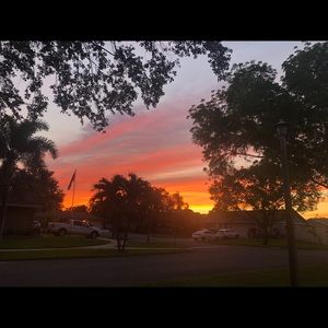 Meet your Posher, Ela